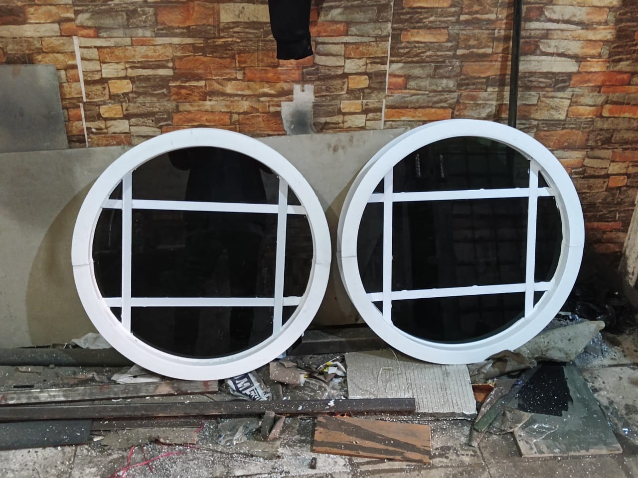 Jendela Bulat Aluminium (Round Window)