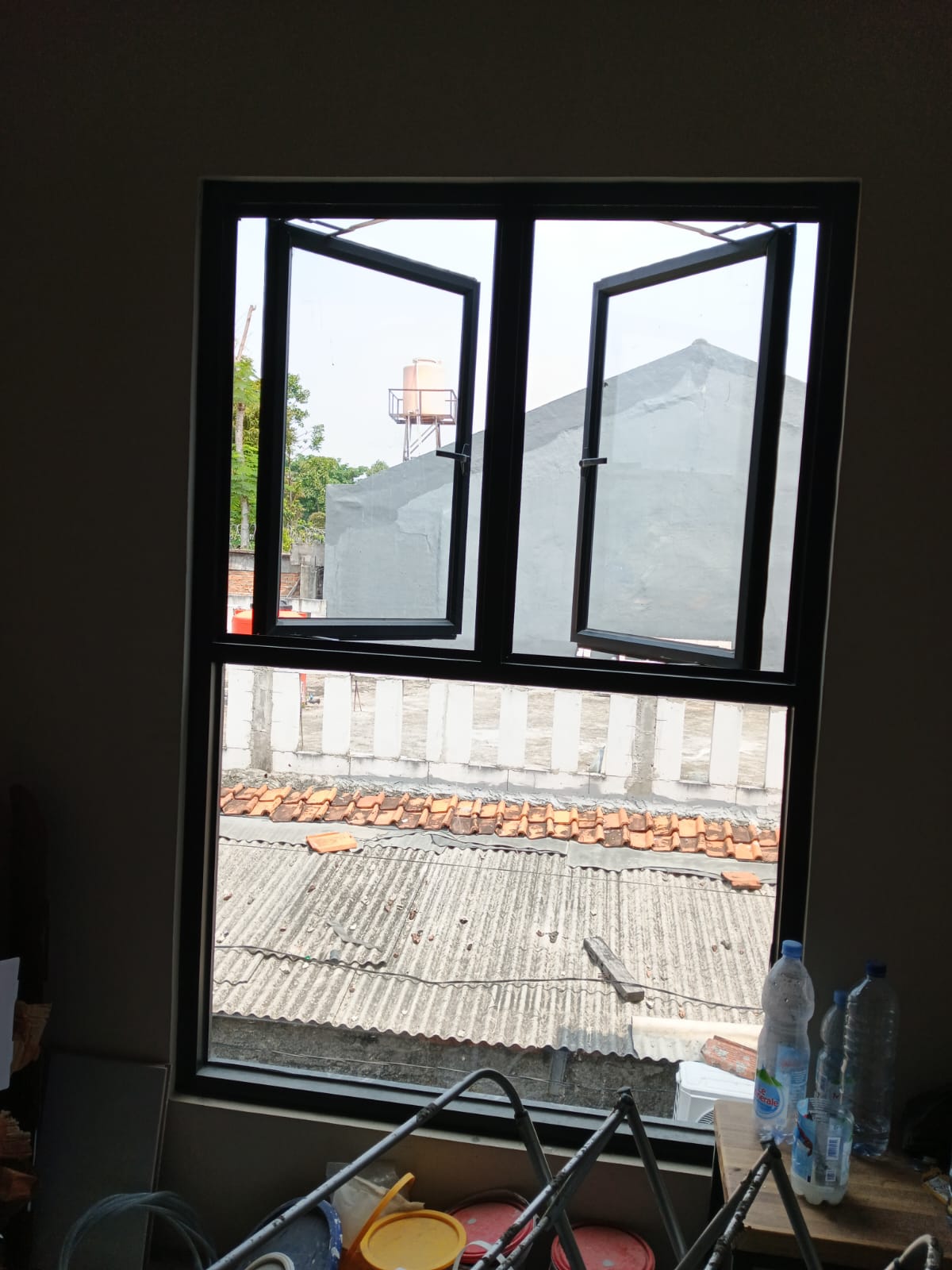 Jendela Swing Aluminium