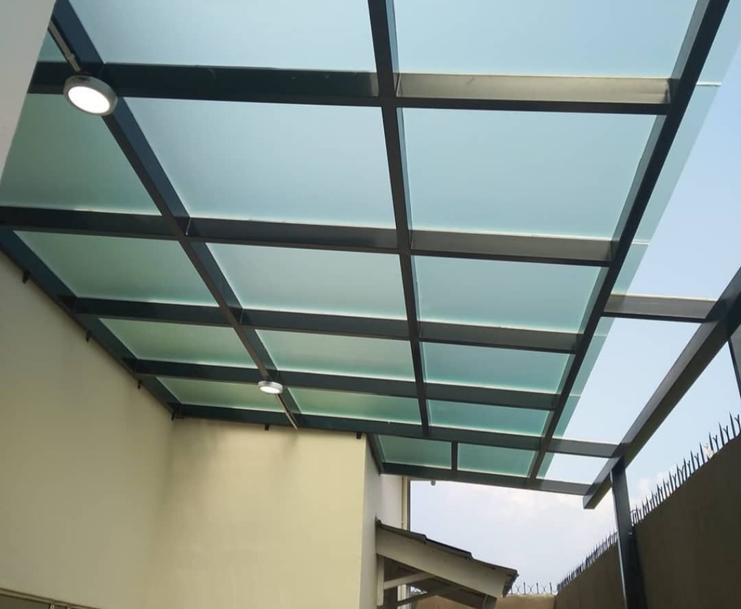 Kanopi Kaca Tempered