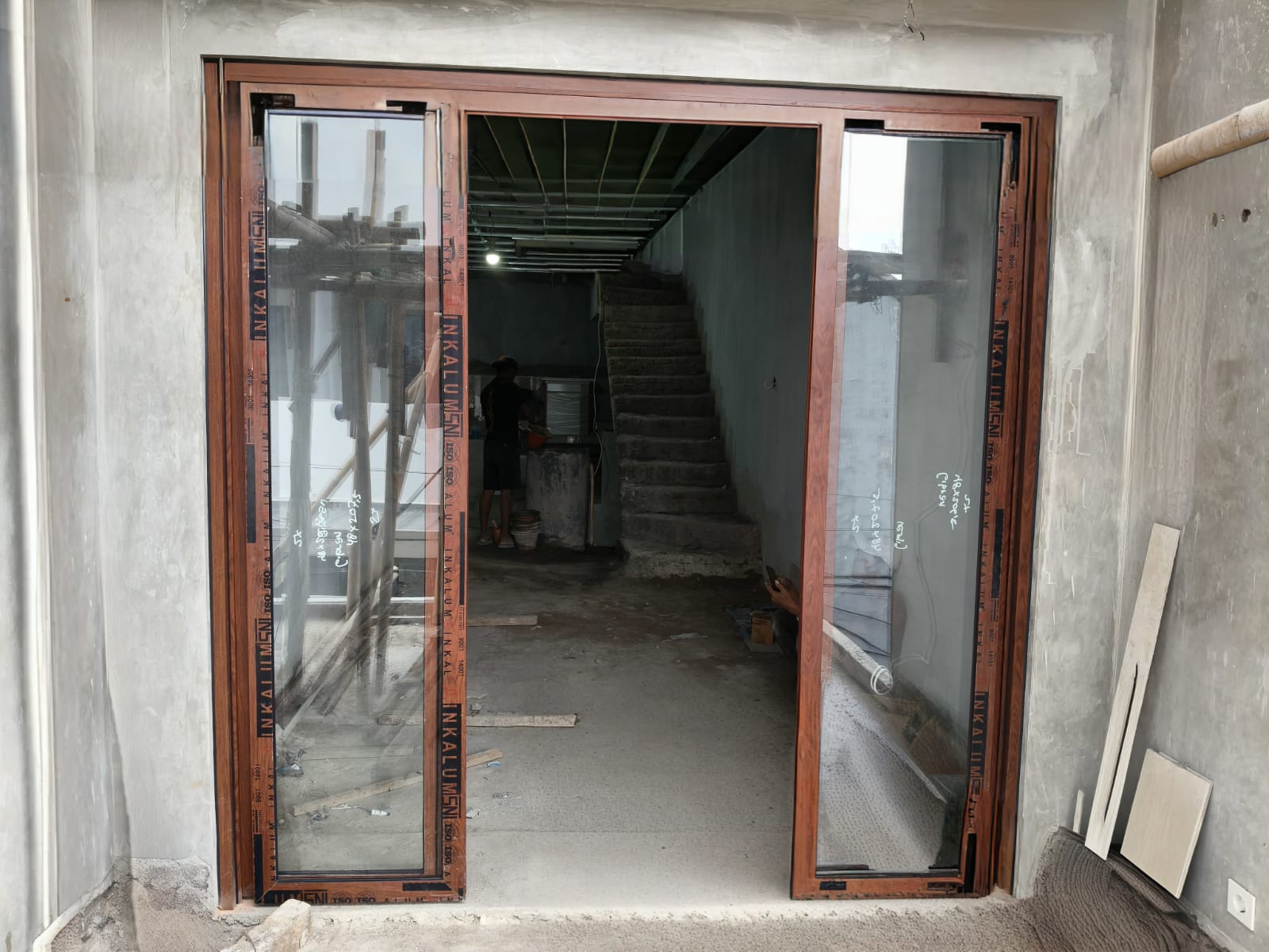 Pintu Kombinasi Sliding Swing