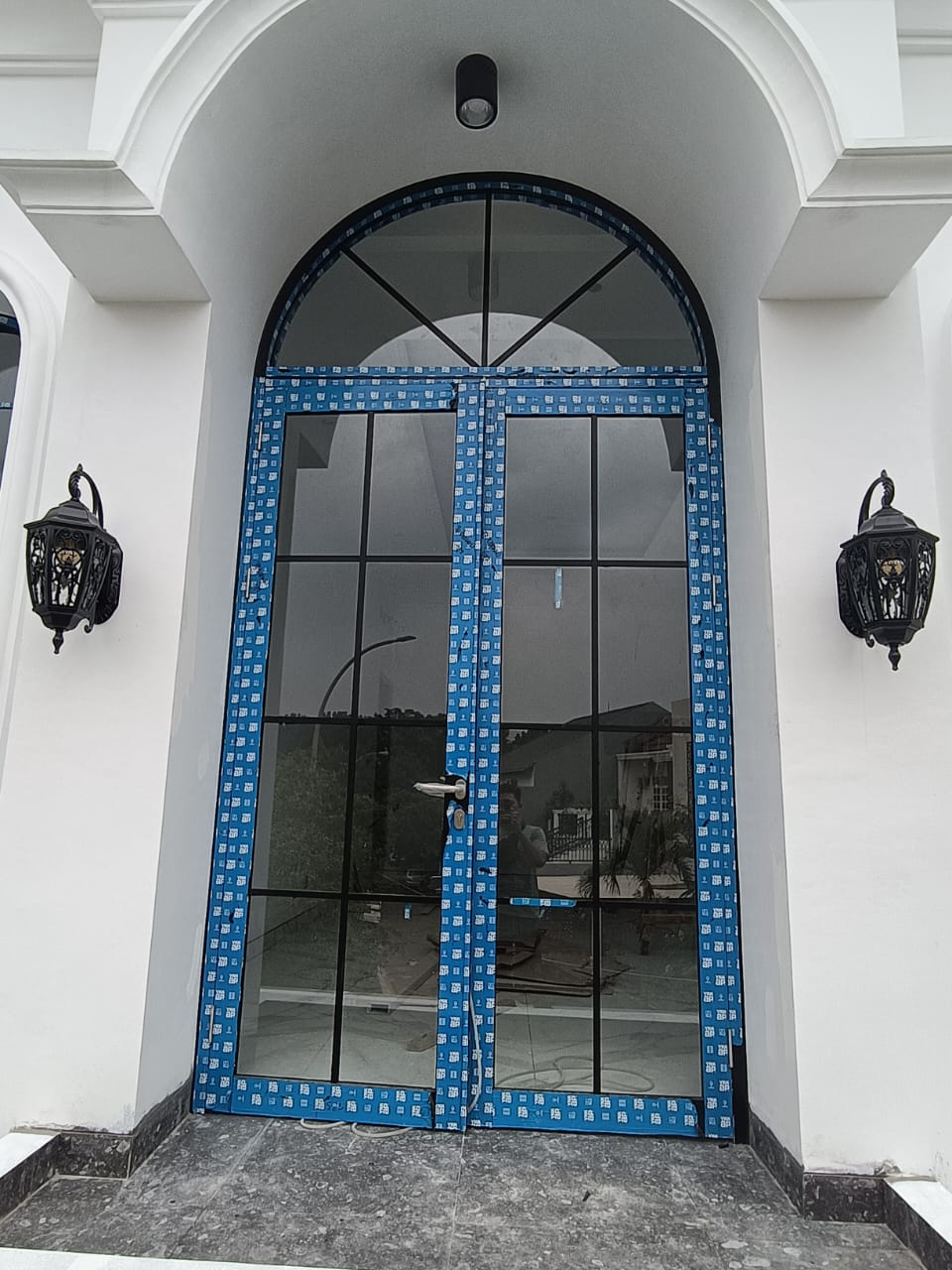 Pintu Lengkung Motif Ornament